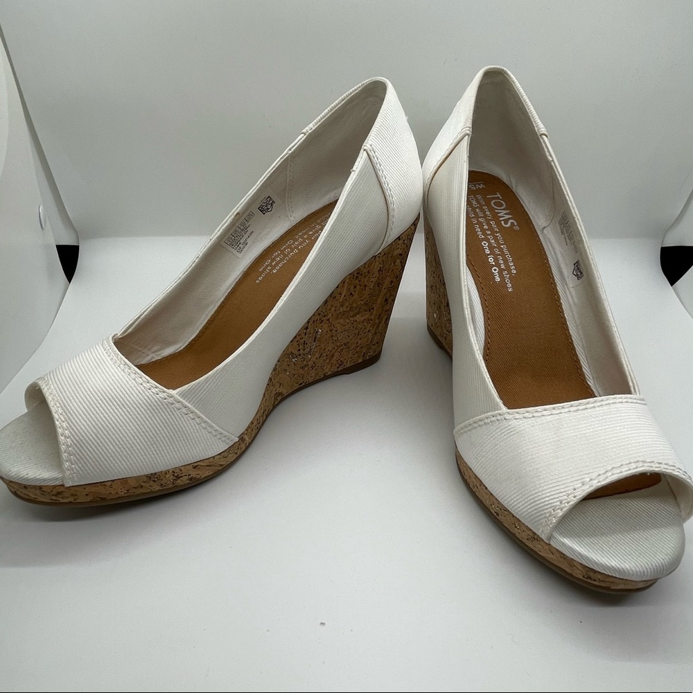 Toms White Wedges